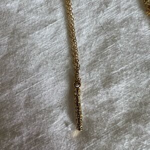 Gold pendent necklace